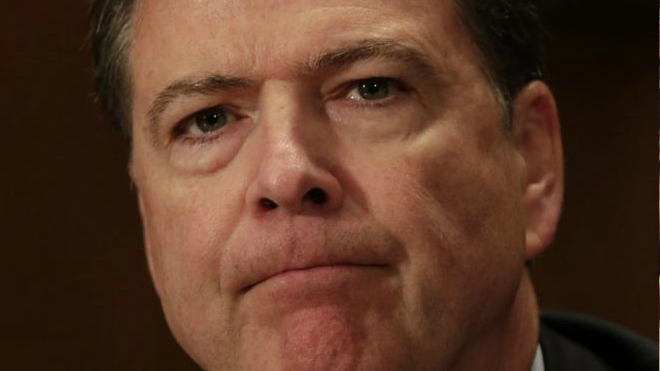 Quién es James Comey, el polémico jefe del FBI que puso en aprietos la campaña de Hillary Clinton para la presidencia de EE.UU.