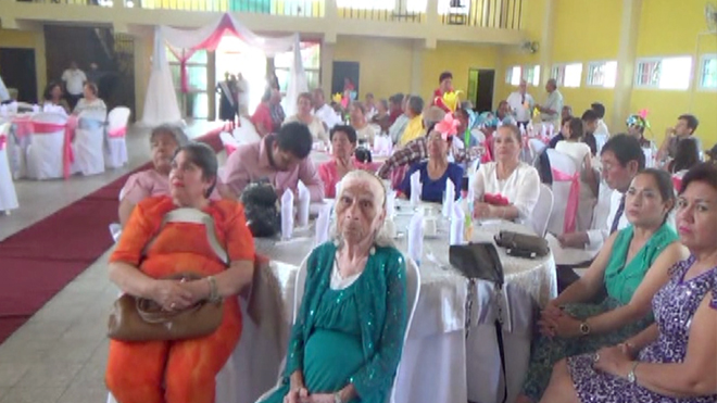 Maestros jubilados celebran aniversario de su asociación