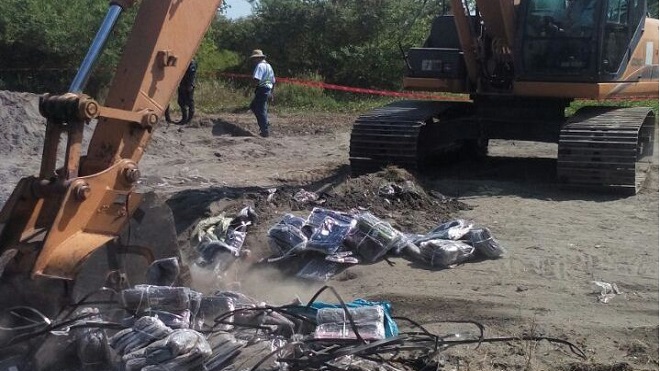 incineración de ropa marcas falsificadas
