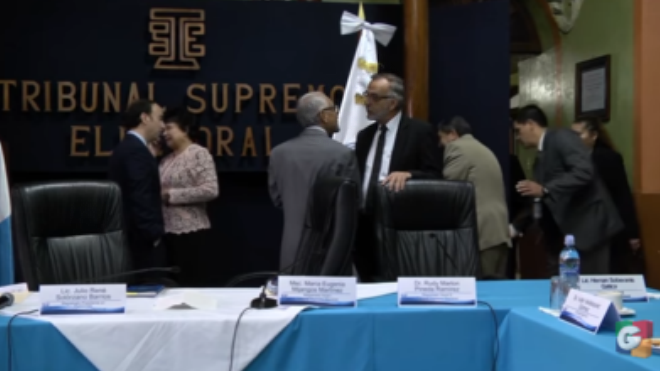 Magistrados discuten agenda para la consulta popular