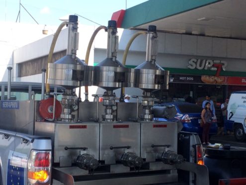 Este equipo fue utilizado por la DIACO y el MEM para revisar la calidad y cantidad de gasolina que se expende esta semana santa.