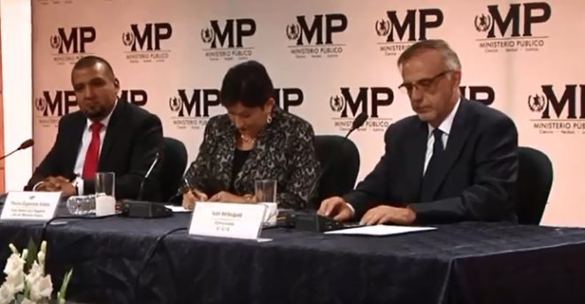 firman-convenio-contra-corruptos