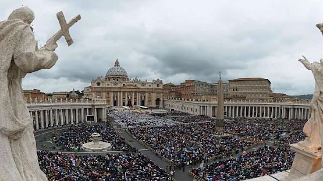 Vaticano llama a diplomático en EEUU sospechoso de consultar pornografía infantil