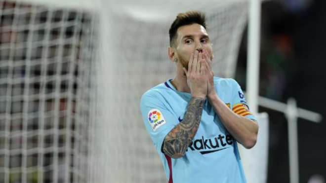 Barcelona esta en la encrucijada ante la independencia anunciada por Cataluña. El famoso equipo de fútbol podría perder millones de dólares.