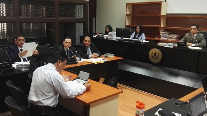 Sindicados en Cooptación del Estado piden salir de prisión por problemas de salud