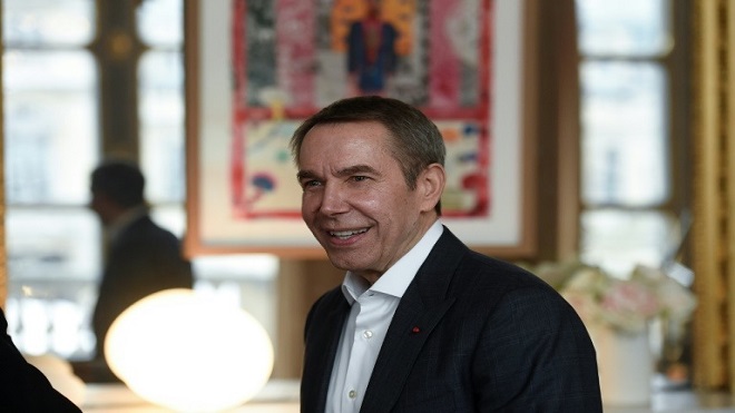 Crece la oposición a instalar una obra monumental de Jeff Koons en París
