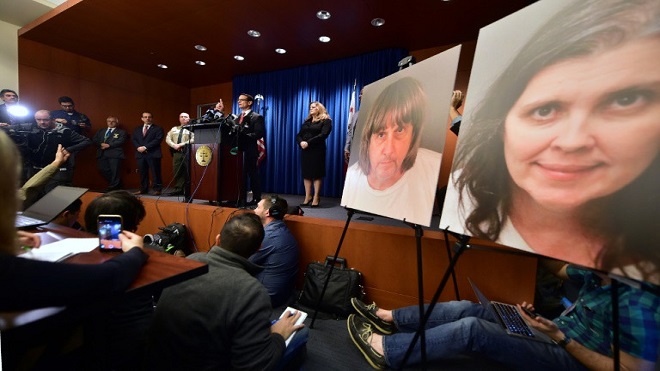 Pareja con 13 hijos es acusada por justicia de EEUU de tortura y abusos