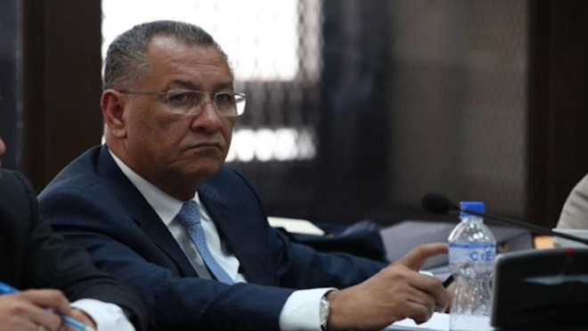 Diputado Arístides Crespo es ligado a proceso por el caso #PlazasFantasma