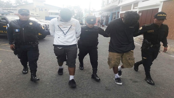 Menores de edad intentan asesinar a piloto de Rutas Quetzal