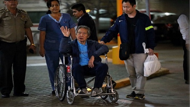 ujimori salió de la clínica y quedó en libertad tras polémico indulto