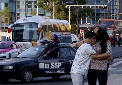 Potente sismo sacude varios puntos de México y revive temores