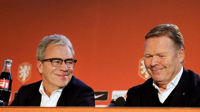 New coach of the Netherland's football team Ronald Koeman (R) is presented to media representatives by the Royal Dutch Football Association (KNVB) at a press conference in Zeist, The Netherlands on February 6, 2018. Olaf KRAAK / ANP / AFP