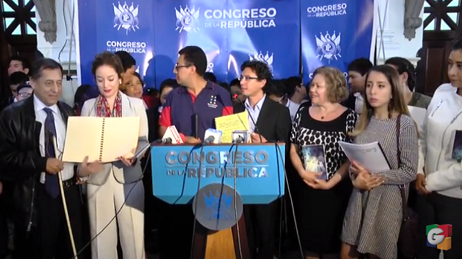 Diputados presentan iniciativa de ley que beneficiará a personas con discapacidad