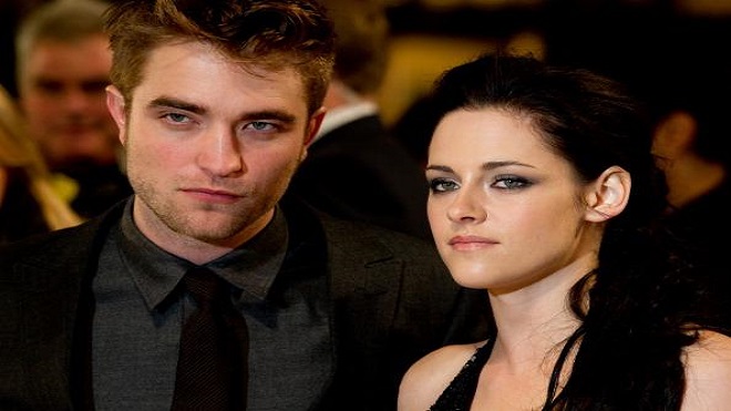 Kristen Stewart y Robert Pattinson fueron vistos juntos en un bar