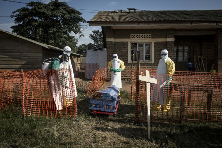 Sube a 49 el balance de muertos y 2.000 personas tratadas por nueva epidemia de ébola en RDC
