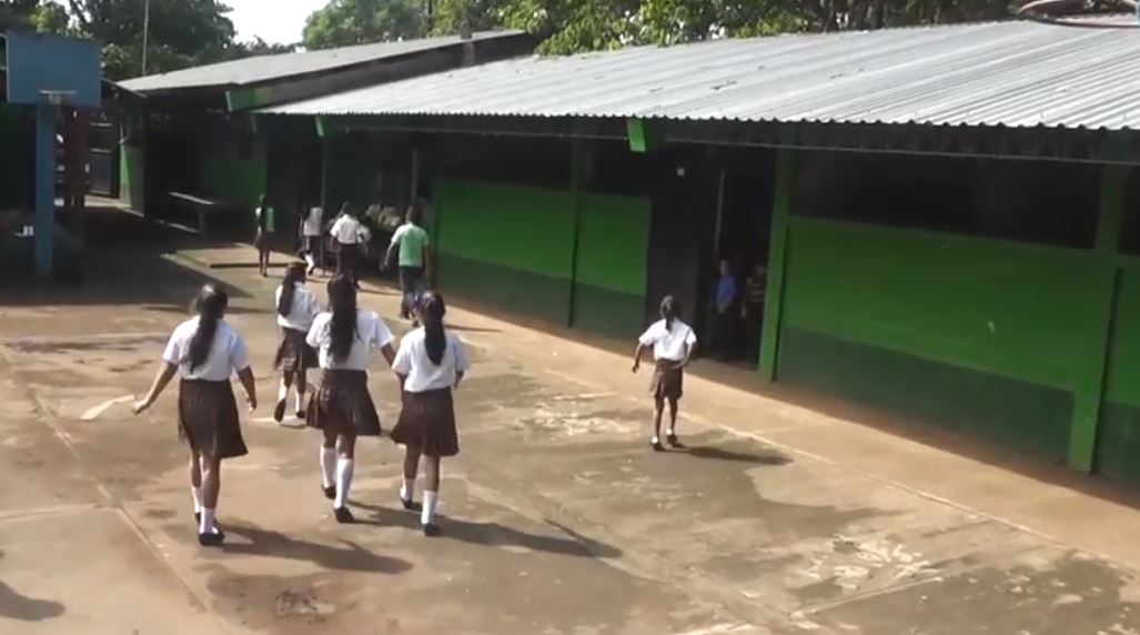 Realizan jornada desparacitante en varias escuelas de Retalhuleu