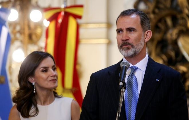 Felipe VI renuncia a la herencia de su Juan Carlos I, que deja de percibir ingresos