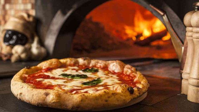 5 pasos que le ayudarán a identificar una auténtica pizza italiana tradicional