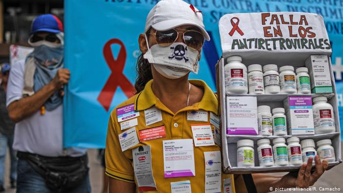 “Quedarme en Venezuela era morir de sida como en los ochenta”