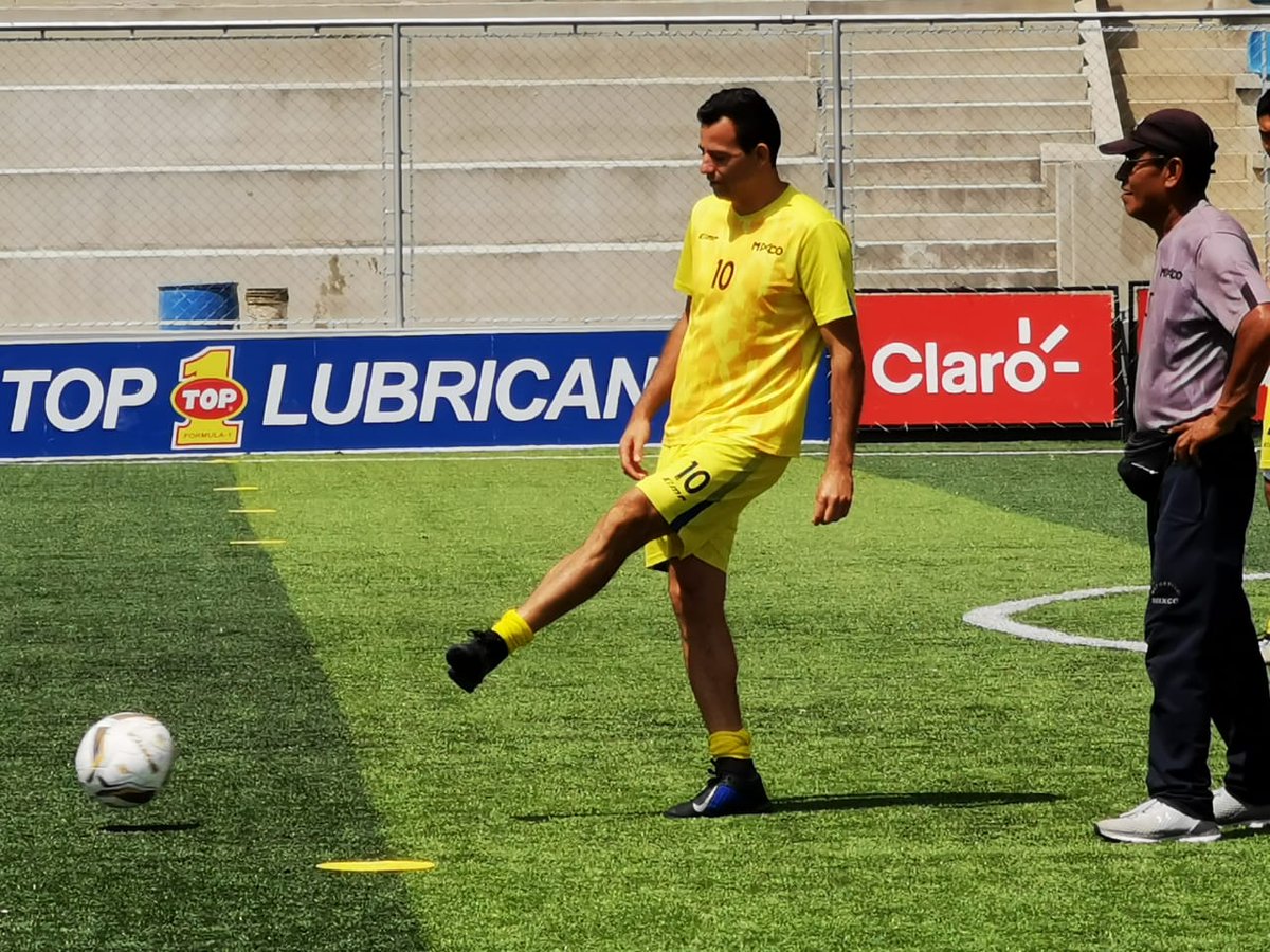 Marco Pappa se entrena con Deportivo Mixco a pesar de haber sido despedido