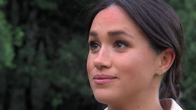Meghan Markle se sincera sobre las dificultades de ser madre bajo la constante atención de los medios