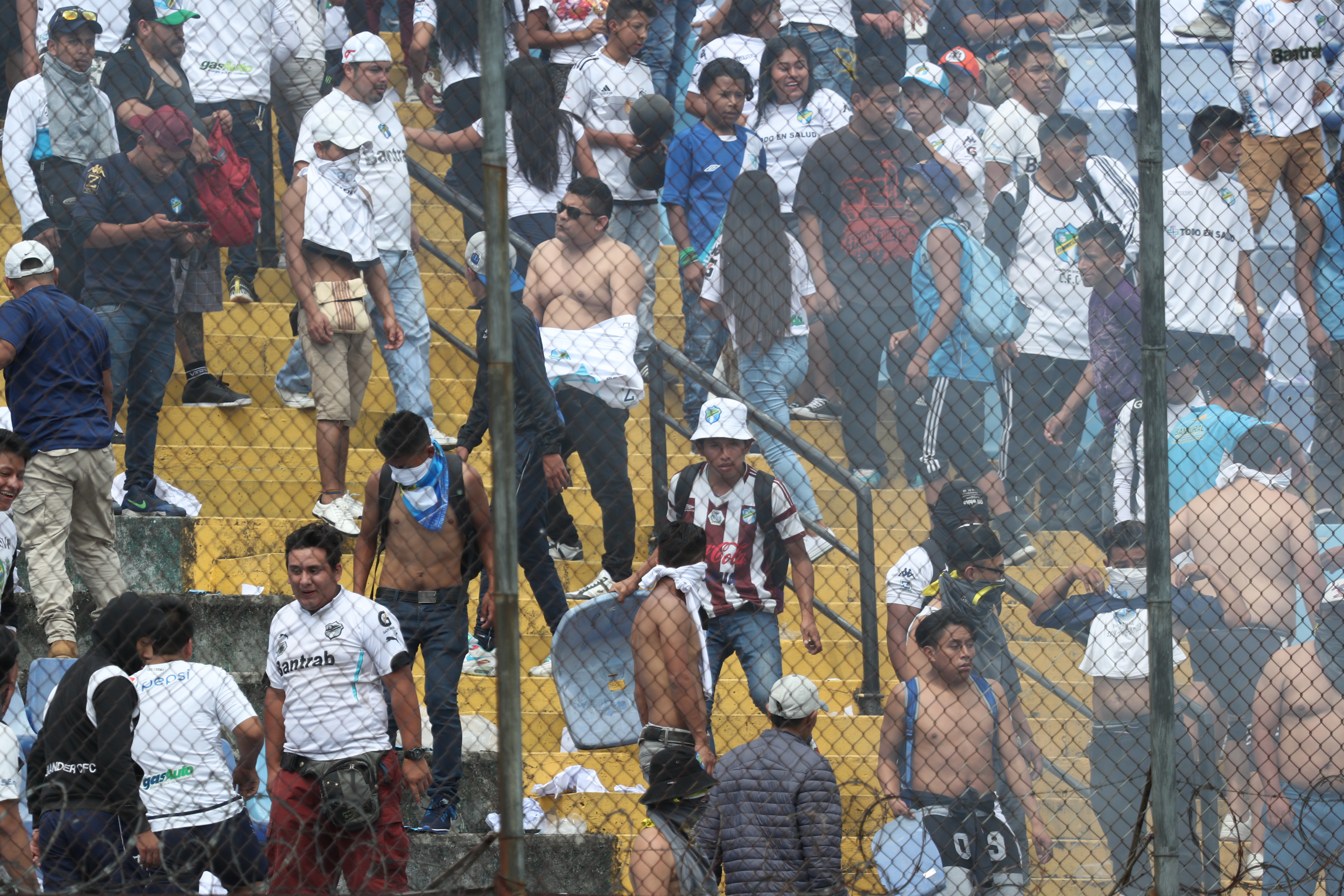 El duro castigo a Comunicaciones por culpa de malos aficionados en el Clásico 308