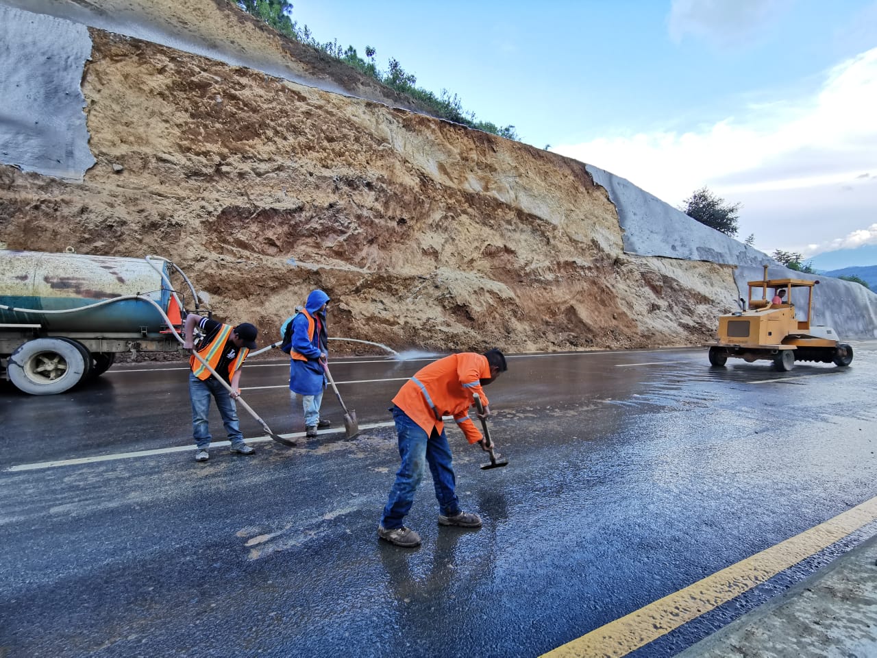 Contraloría denuncia anomalías por construcción en libramiento de Chimaltenango