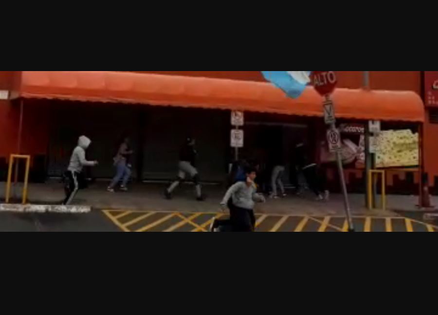 VIDEO: Ataque armado en comercio de la zona 17