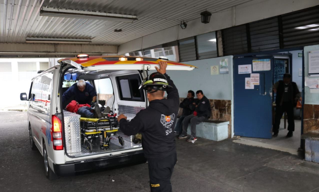 Ataque armado en gasolinera deja herido a despachador de combustible