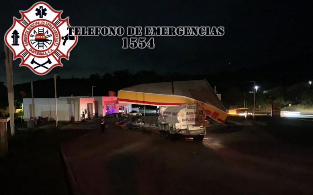 Accidente de cisterna dejó destruida una gasolinera en la ruta Interamericana