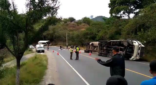 Comienzan a identificar víctimas del choque en Gualán, Zacapa