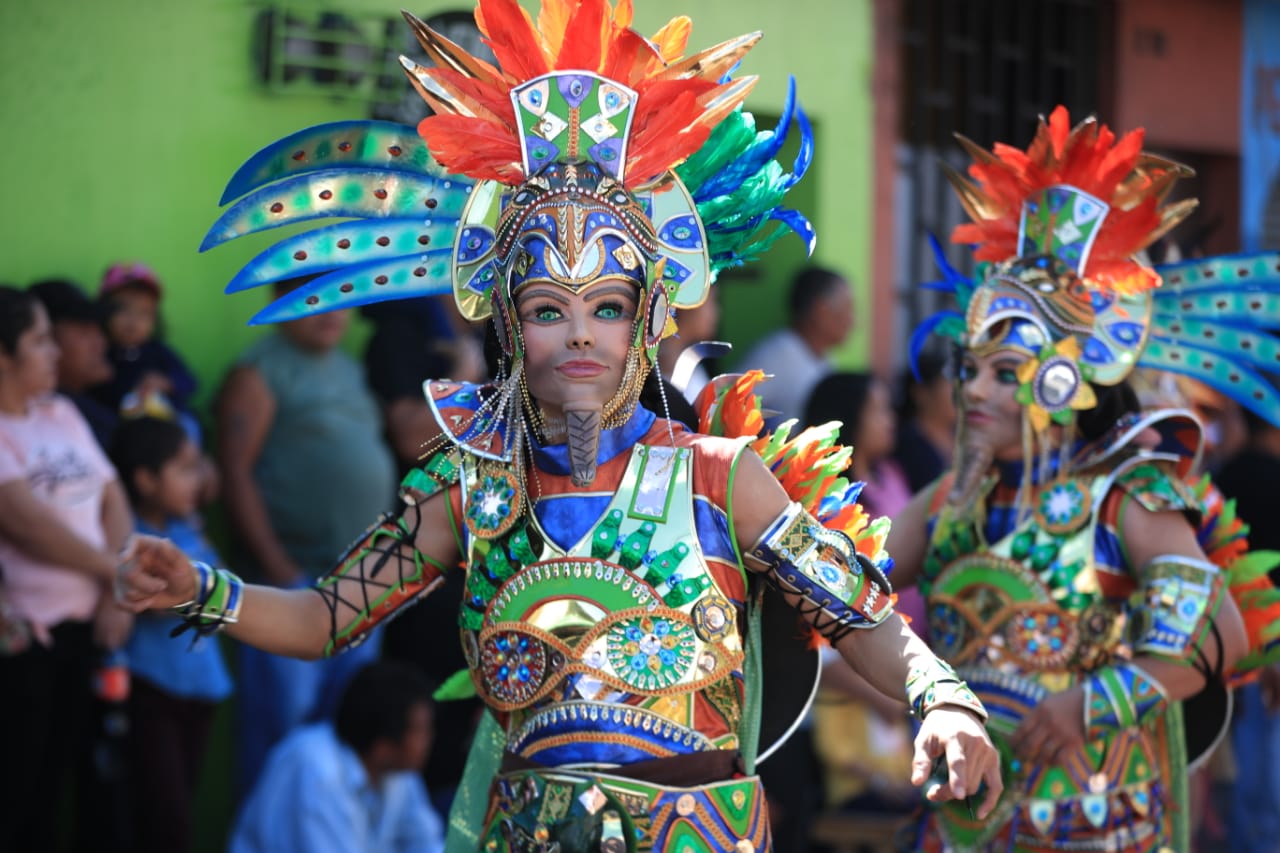 Vecinos de Mixco disfrutan de tradicional convite