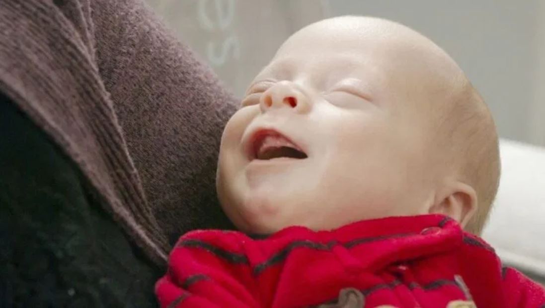 El “bebé milagro” que nació gracias al trasplante de útero de una donante muerta