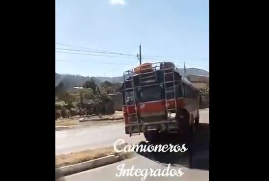 Esta es la multa impuesta a piloto de bus que circuló contra la vía en la ruta al Pacífico