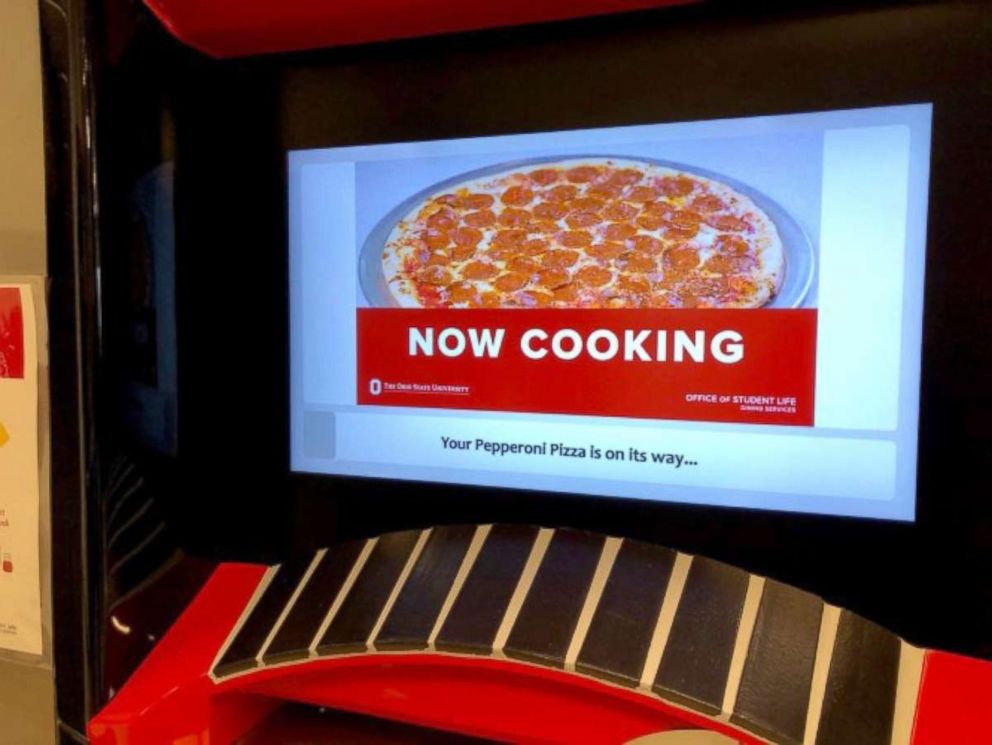 Llegaron los cajeros automáticos de pizzas que prometen la comida en 3 minutos y las 24 horas