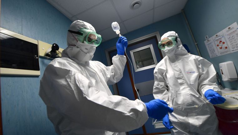 Los fallecidos en Italia por el coronavirus son ya 233 y los infectados 5 mil 61