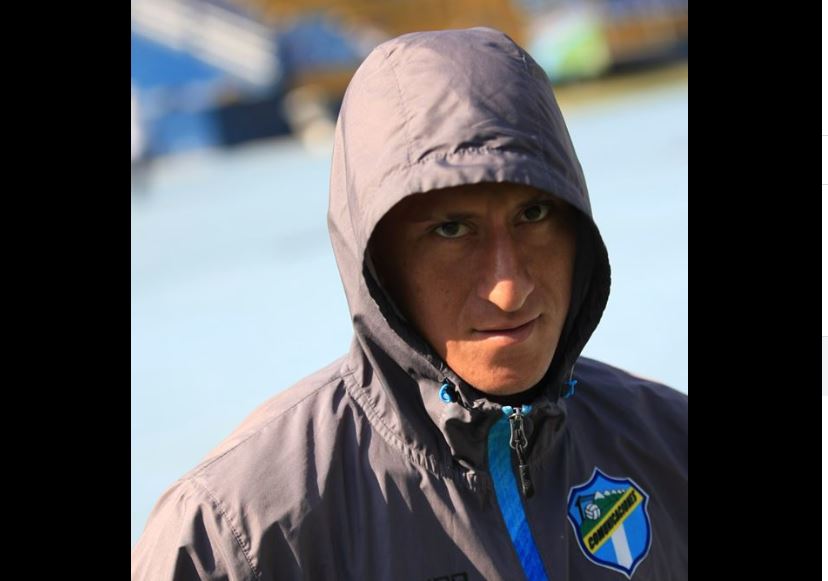 Stheven Robles sale bien de la operación, pero se perderá el resto del torneo