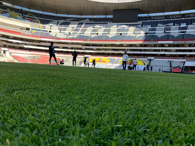 Video: los Cremas hacen el reconocimiento del Estadio Azteca previo a enfrentar al América
