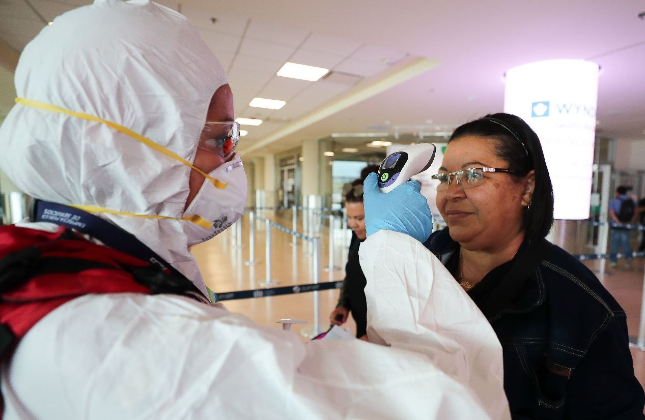 Primer paciente con coronavirus en Ecuador contagia a su familia