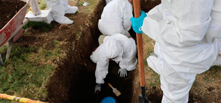 Exhuman 54 cuerpos de posibles víctimas de ejecuciones en Colombia