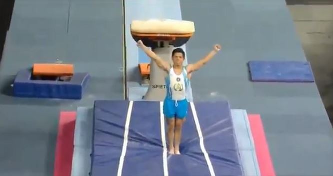 Jorge Vega pone en alto a Guatemala y clasifica a final de Copa del Mundo en Bakú