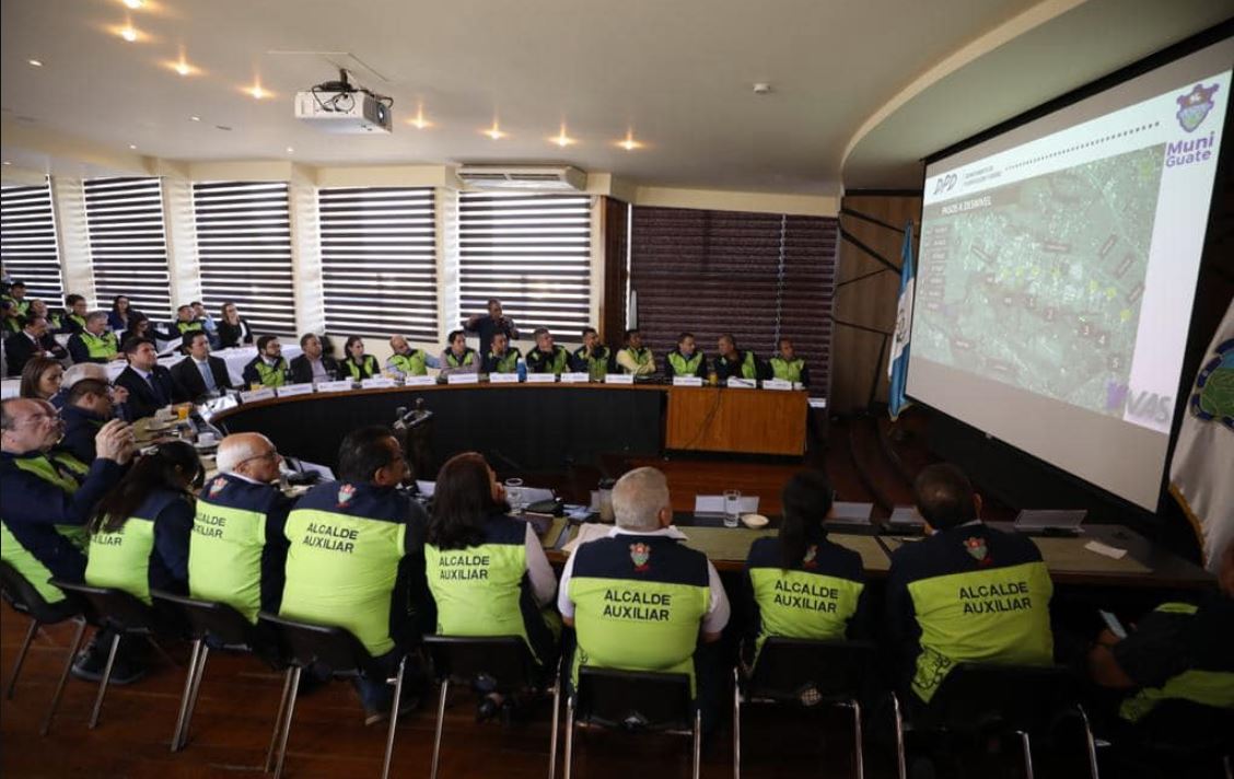 Comuna capitalina anuncia tres pasos a desnivel en calzada Atanazio Tzul y evalúan un subterráneo