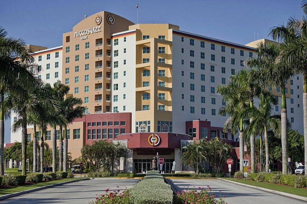 Caos en Miami por tiroteo que dejó dos heridos en un casino de la tribu Miccosukee