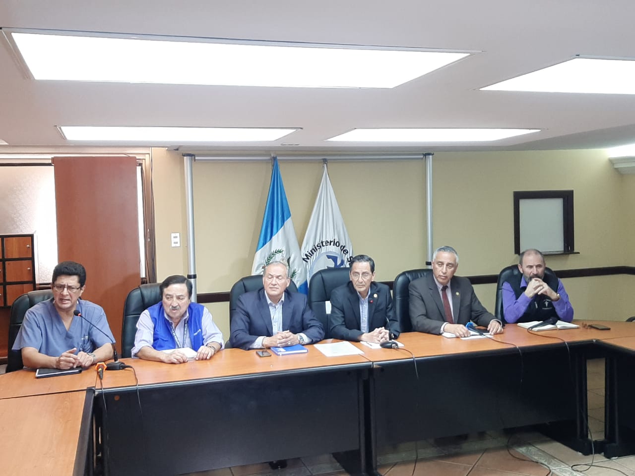 Coronavirus: este es el número de emergencia para alertas en Guatemala