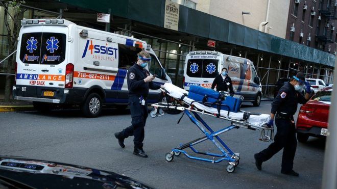  "Le tuve que decir a una mujer que sus dos padres habían muerto en menos de tres días". (Foto Guatevisión: Getty Images)