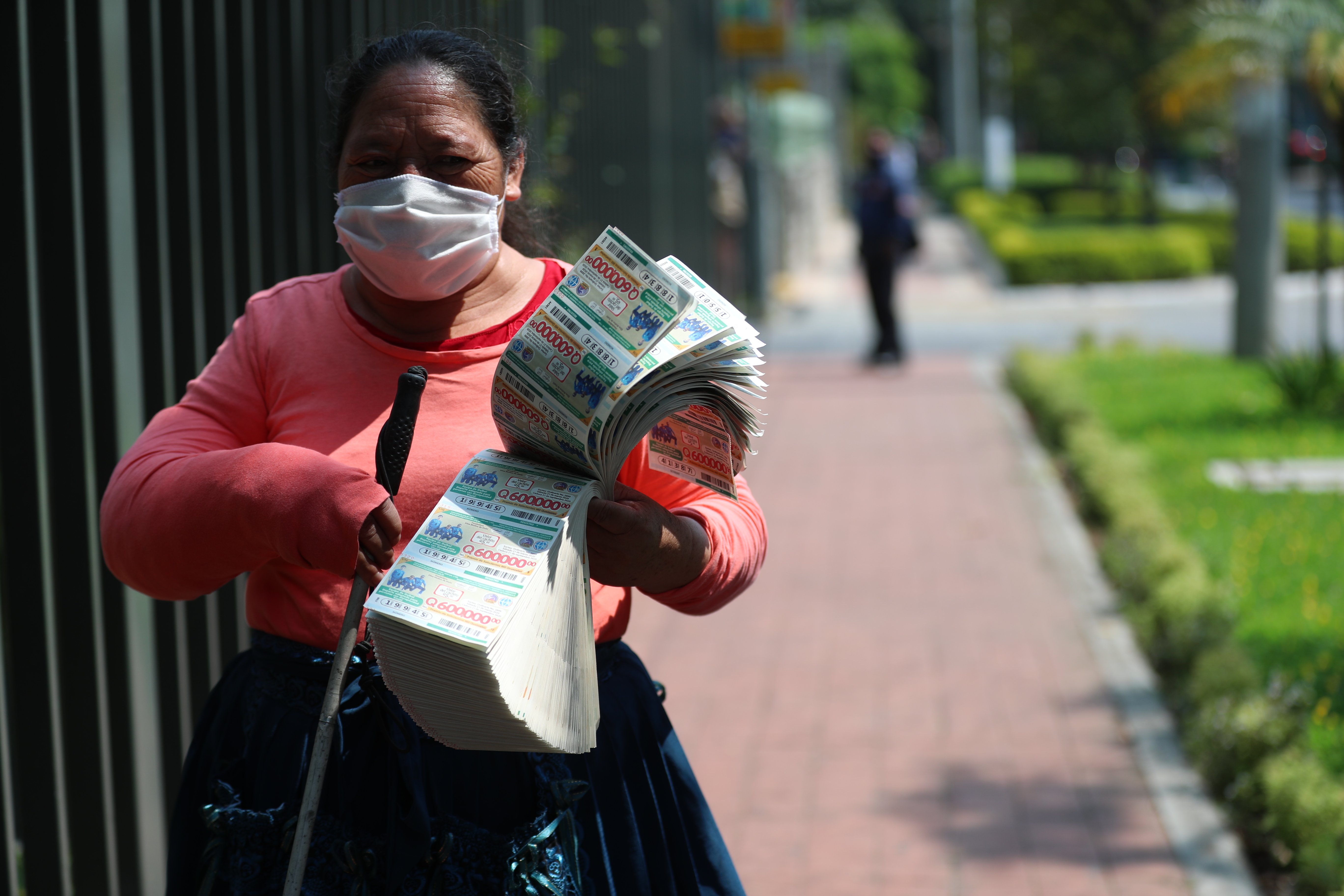 Coronavirus: vendedores de la Lotería se enfrentan a mayores dificultades. Foto: Miriam Figueroa