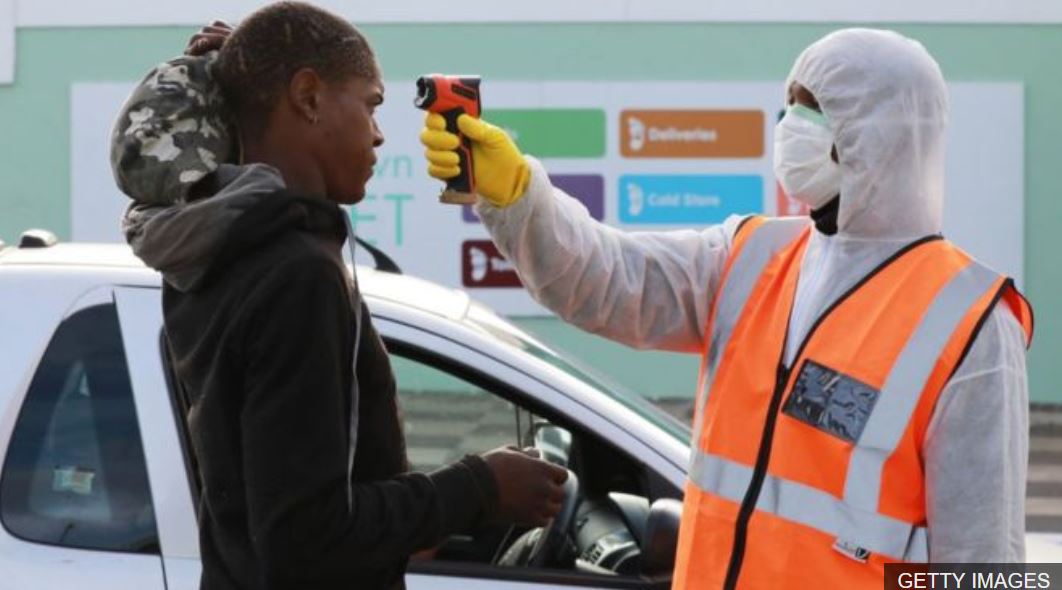 Coronavirus: el misterioso motivo por el que los casos de covid-19 dejaron de crecer de forma abrupta en Sudáfrica