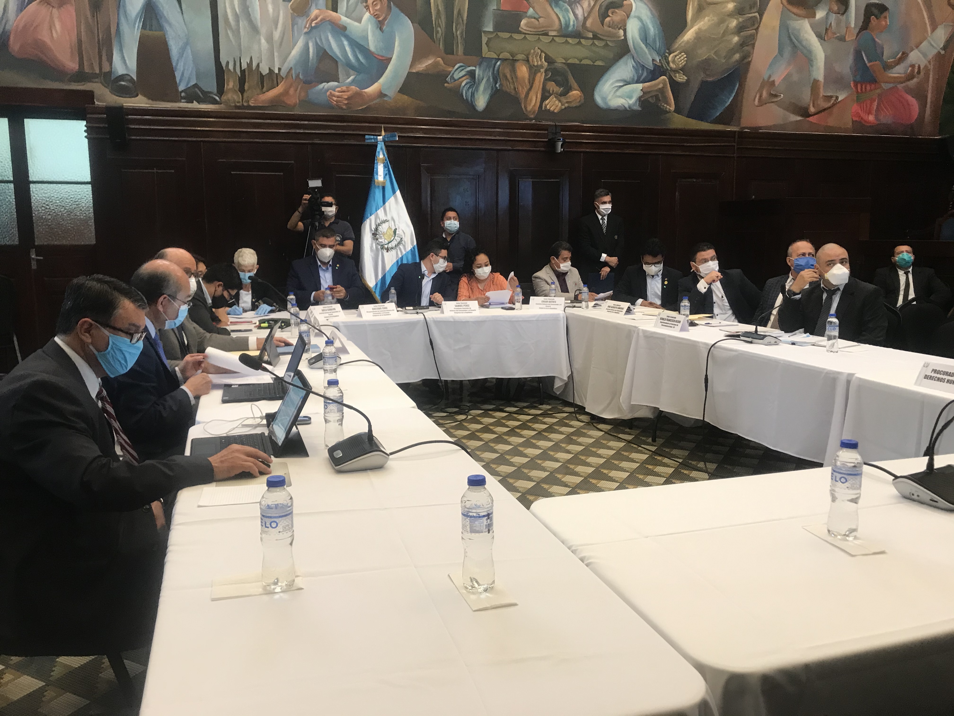 Comisión da seguimiento a denuncias de usuarios.