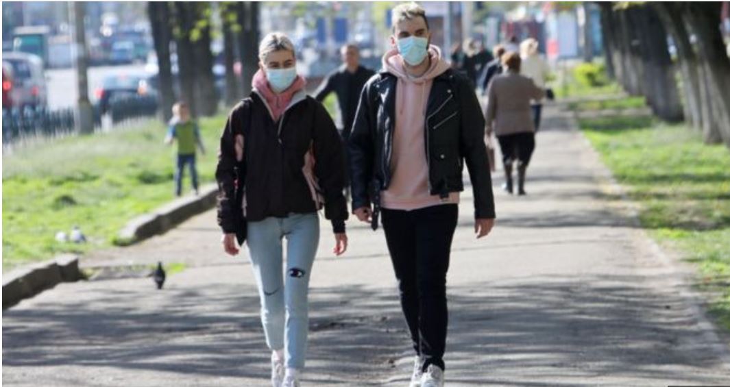 Medidas contra el coronavirus | “La emisión de ‘pasaportes de inmunidad’ puede aumentar el riesgo de transmisión” de la covid-19, advierte la OMS
