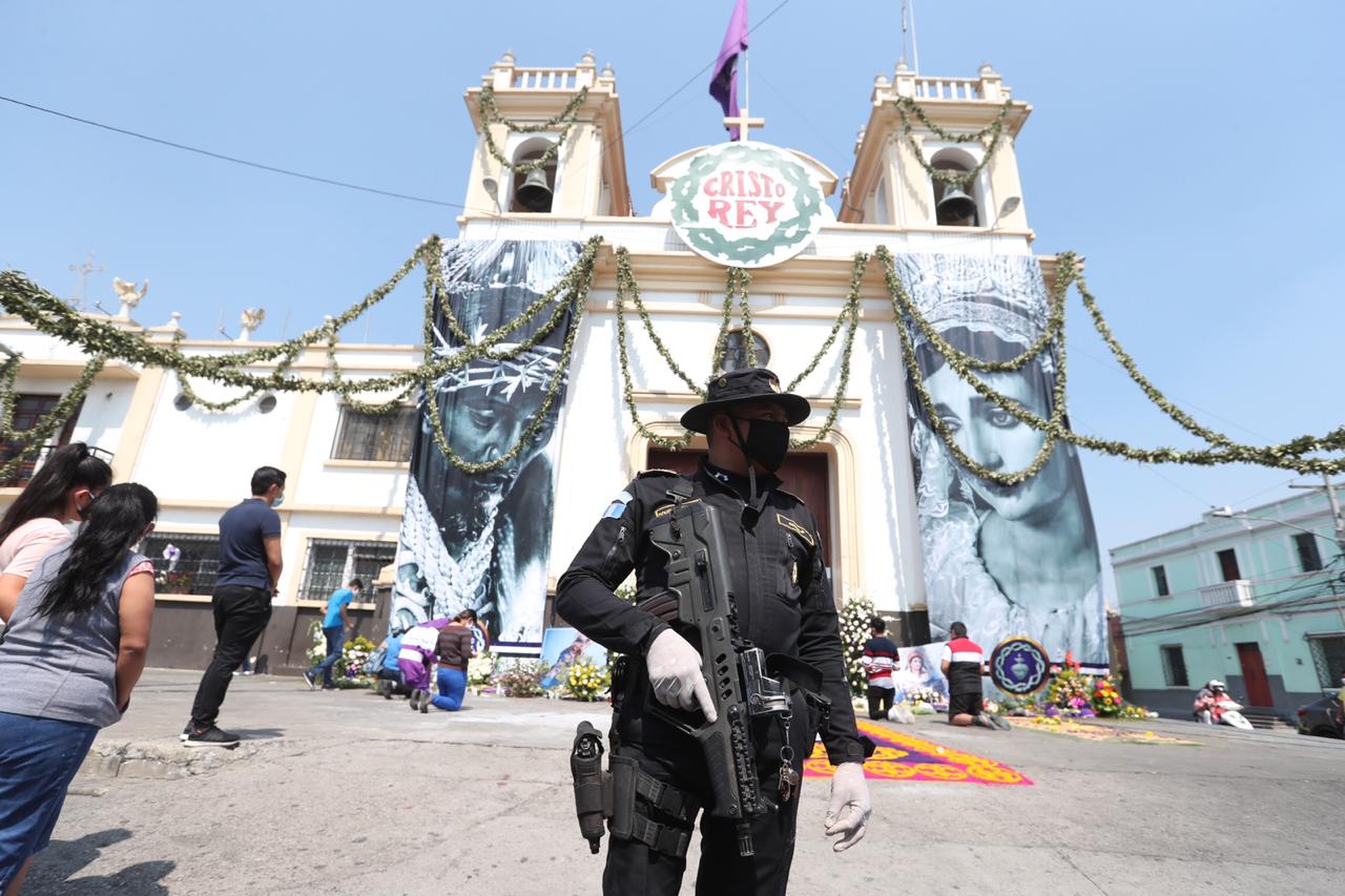 Así se vive la Semana Santa sin procesiones en Guatemala